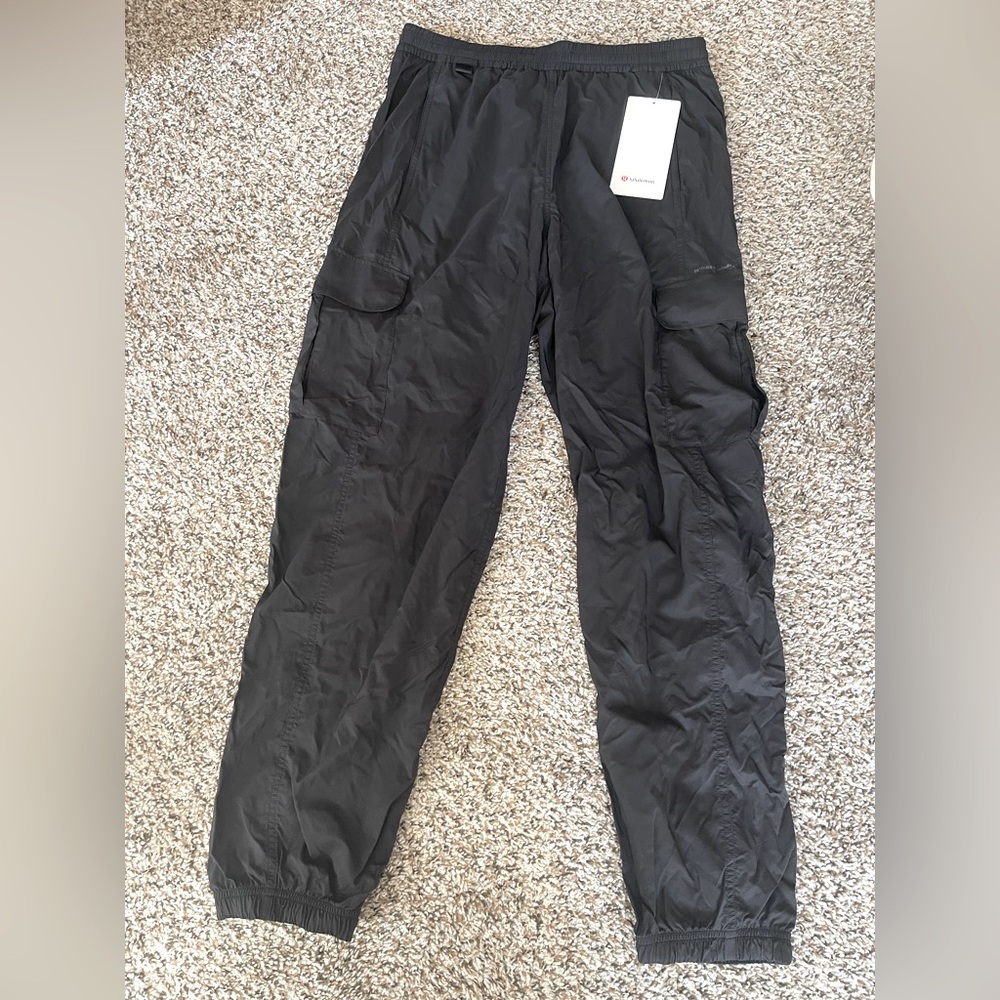 Lululemon Lightweight Midrise Hiking pants